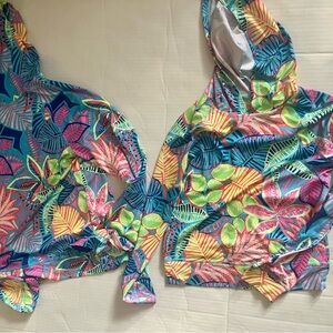 Tek Gear Multicolor Leaf Print Hoodie 2 tops 14/16 an size 8